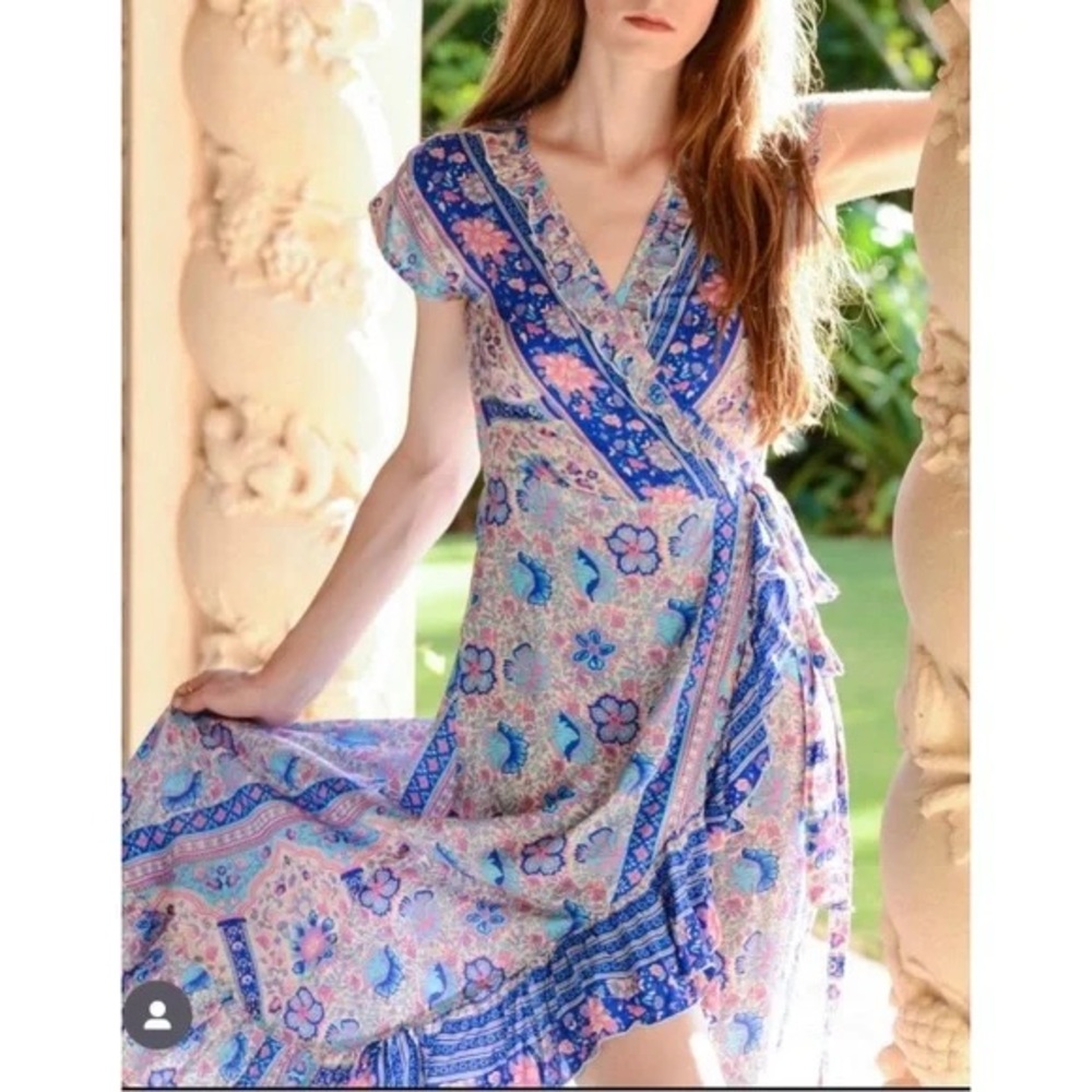 Walker and Wade Voyager Wrap Dress Size XL